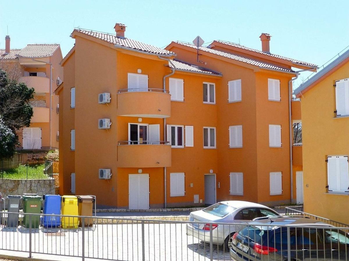 Apartments Kvesic 실로 외부 사진
